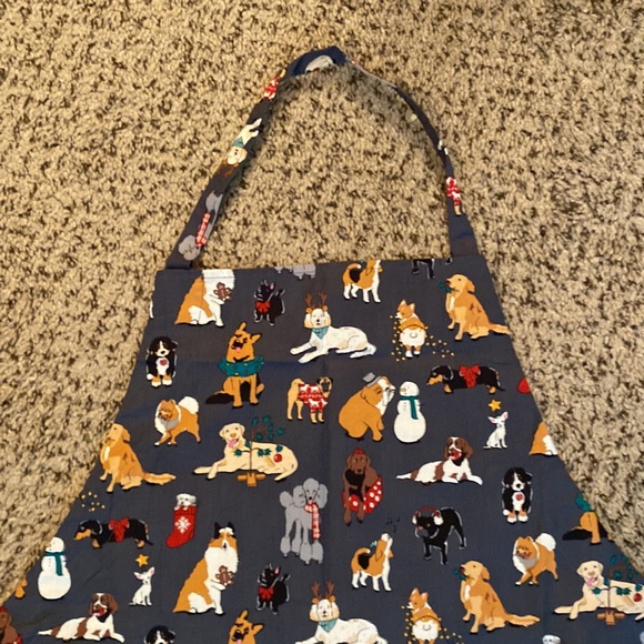 Vera Bradley Cotton Apron - Christmas Dog Pattern - Picture 2 of 6